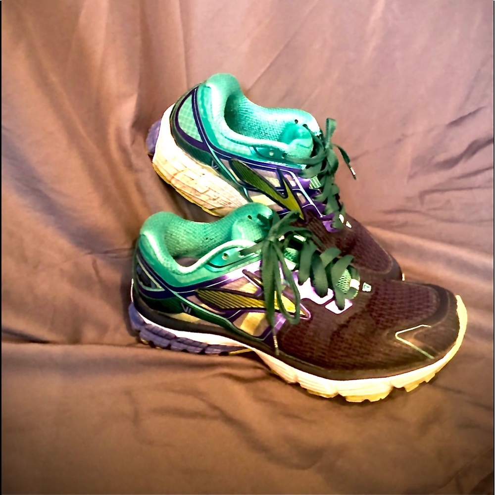 Brooks DNA running shoes